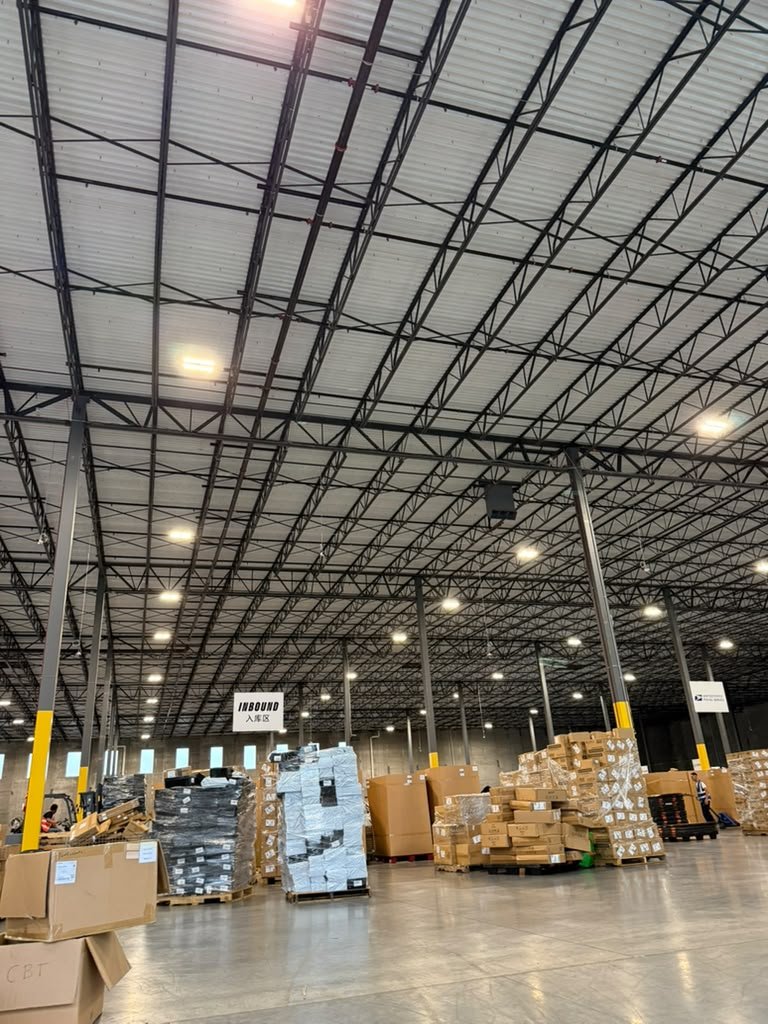 E-commerce fulfillment warehouse